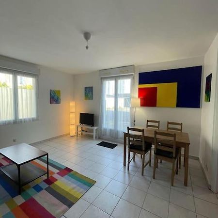 Maisonette Parking Prive Gratuit Doué-la-Fontaine Екстериор снимка