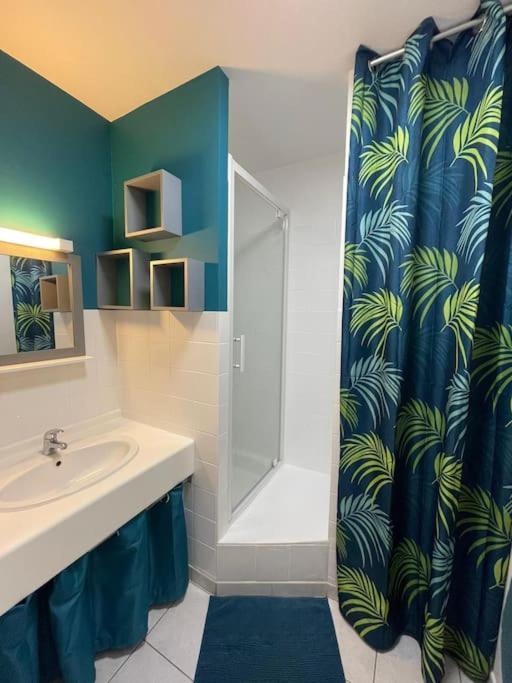 Maisonette Parking Prive Gratuit Doué-la-Fontaine Екстериор снимка