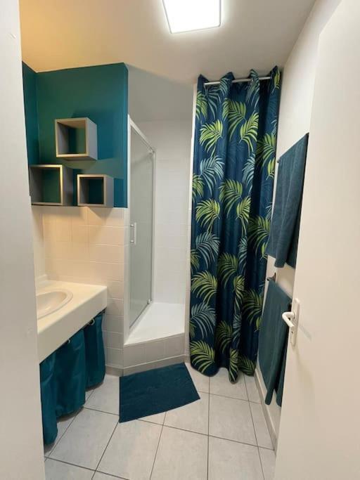 Maisonette Parking Prive Gratuit Doué-la-Fontaine Екстериор снимка