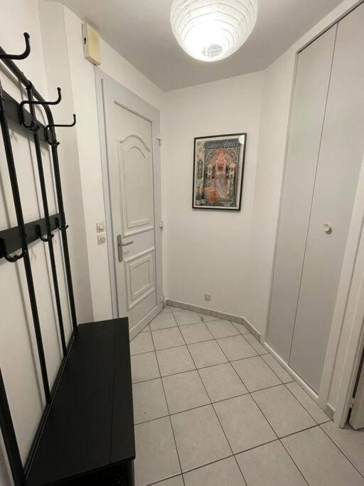 Maisonette Parking Prive Gratuit Doué-la-Fontaine Екстериор снимка
