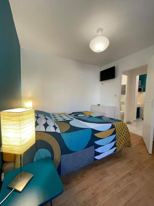 Maisonette Parking Prive Gratuit Doué-la-Fontaine Екстериор снимка